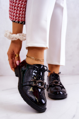 Lakované boty vázané ornamentem Black Larosa