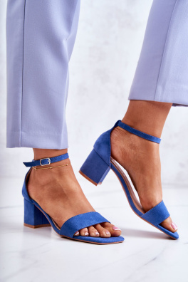 Fashionable Suede Sandals On A Bar Blue Rovena