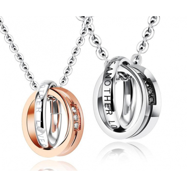 Privjesci za dvoje od kirurškog čelika - prstenovi u dvije boje s natpisom i kristalima
